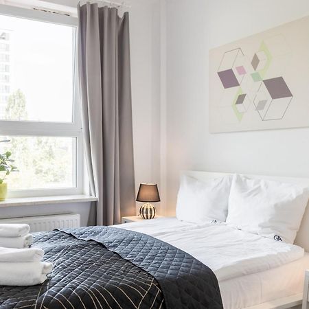 Urban Chic - Pereca - Rondo Onz - Luxury Warsaw Stays - 14 People Eksteriør billede