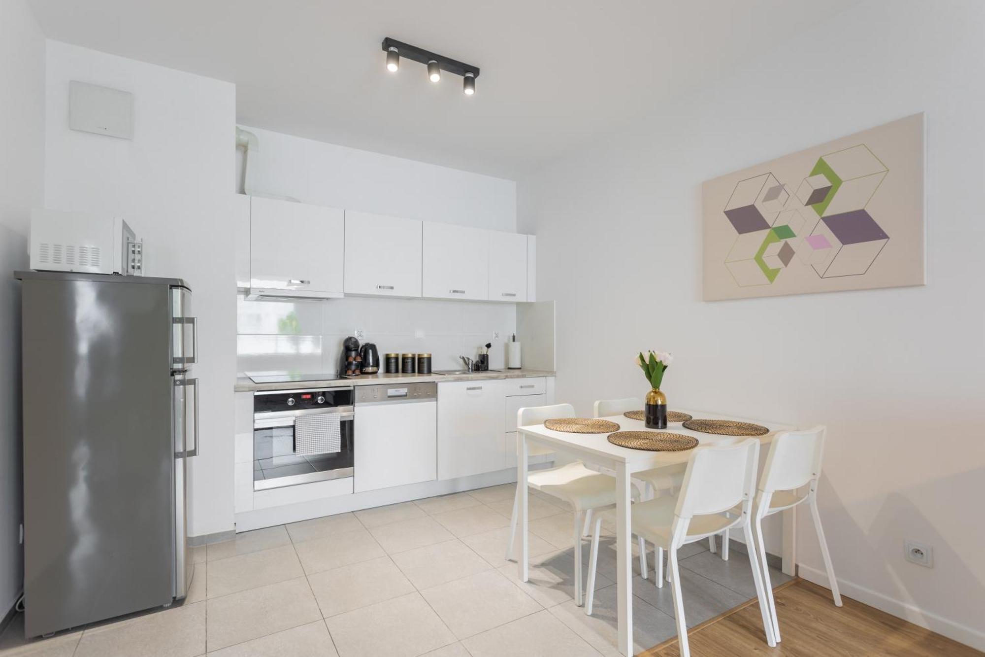 Urban Chic - Pereca - Rondo Onz - Luxury Warsaw Stays - 14 People Eksteriør billede