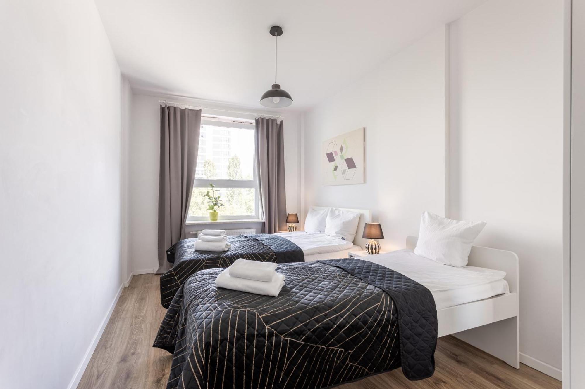 Urban Chic - Pereca - Rondo Onz - Luxury Warsaw Stays - 14 People Eksteriør billede