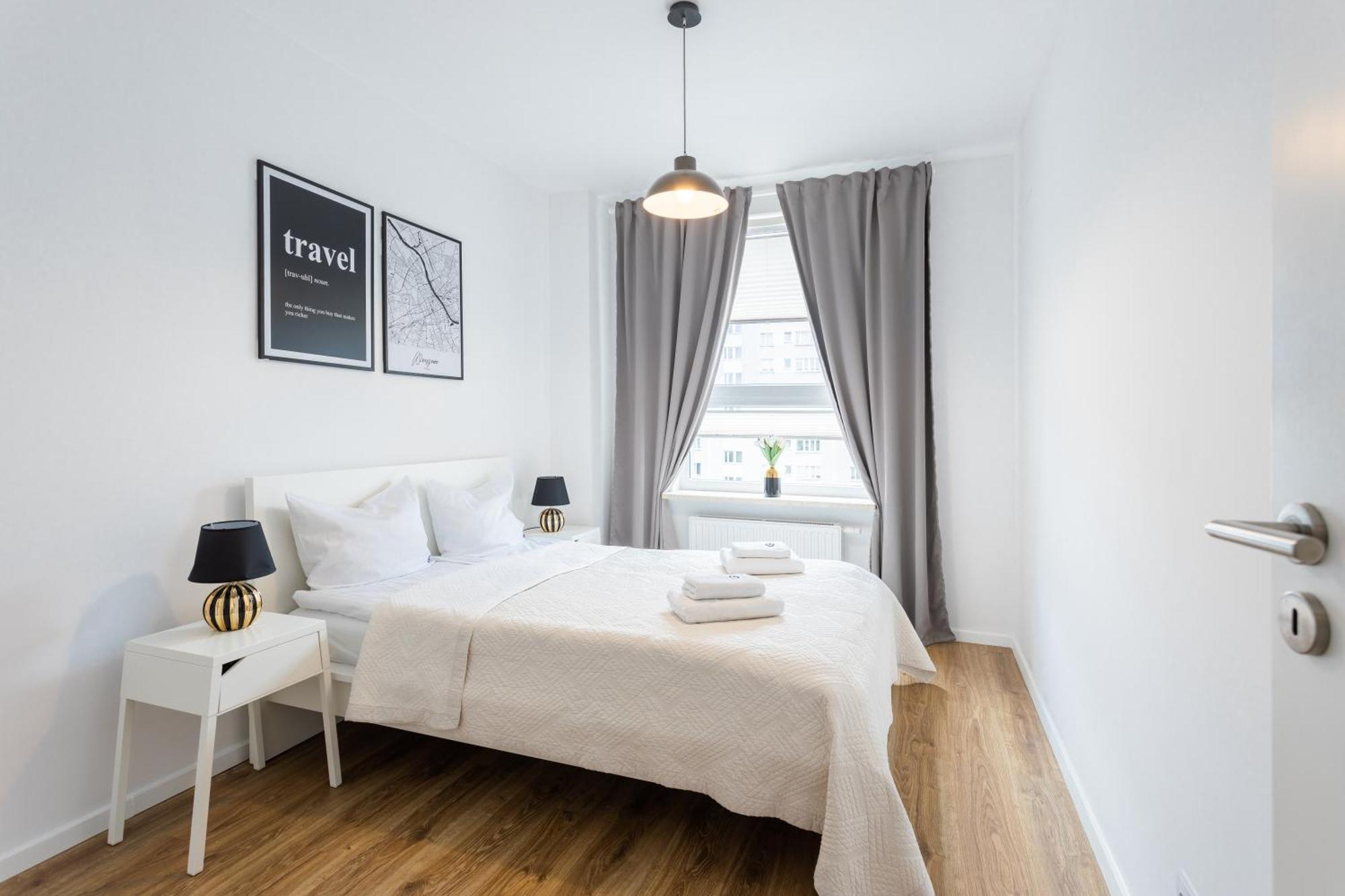 Urban Chic - Pereca - Rondo Onz - Luxury Warsaw Stays - 14 People Eksteriør billede